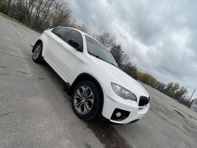 Белый БМВ Х6, объемом двигателя 4.4 л и пробегом 170 тыс. км за 16500 $, фото 3 на Automoto.ua