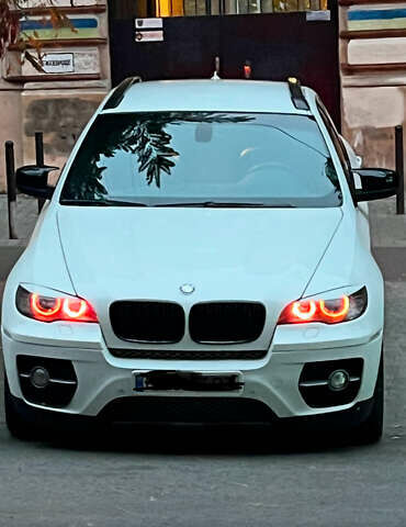 Білий БМВ Х6, об'ємом двигуна 2.99 л та пробігом 230 тис. км за 19000 $, фото 10 на Automoto.ua