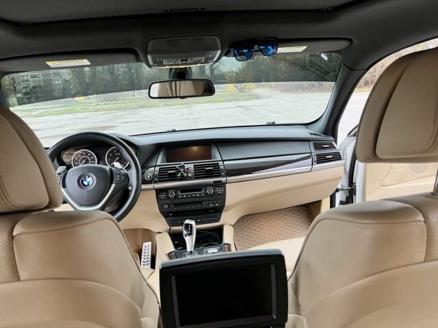 Белый БМВ Х6, объемом двигателя 4.4 л и пробегом 170 тыс. км за 16500 $, фото 18 на Automoto.ua