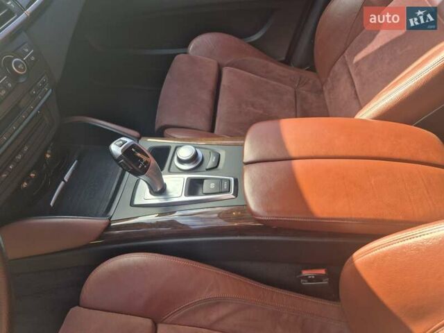 Белый БМВ Х6, объемом двигателя 2.99 л и пробегом 165 тыс. км за 20000 $, фото 11 на Automoto.ua