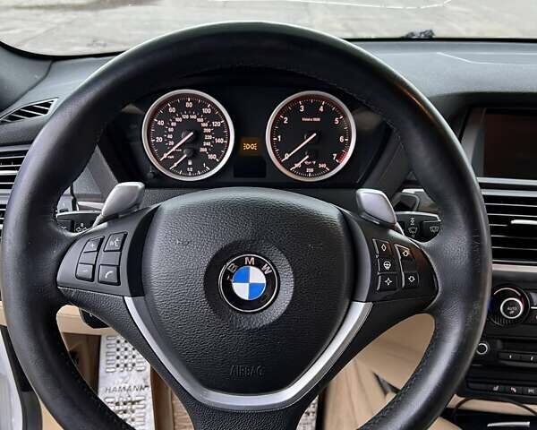 Белый БМВ Х6, объемом двигателя 4.4 л и пробегом 170 тыс. км за 16500 $, фото 13 на Automoto.ua