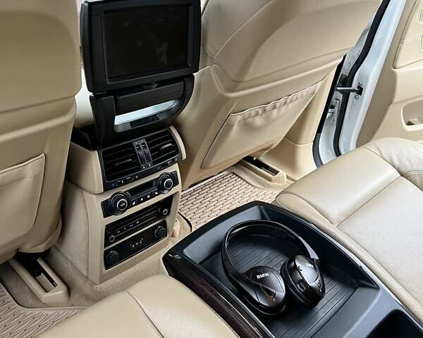 Белый БМВ Х6, объемом двигателя 4.4 л и пробегом 170 тыс. км за 16500 $, фото 17 на Automoto.ua