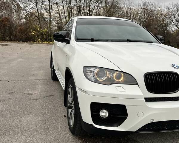Белый БМВ Х6, объемом двигателя 4.4 л и пробегом 170 тыс. км за 16500 $, фото 2 на Automoto.ua