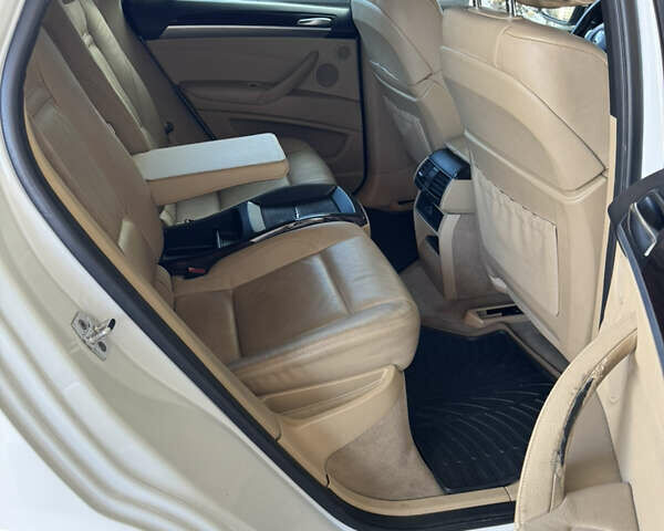 БМВ Х6 2009 в Ужгороде на Automoto.ua Белый БМВ Х6, объемом двигателя 2.99 л и пробегом 320 тыс. км за 20000 $, фото 6 на Automoto.ua