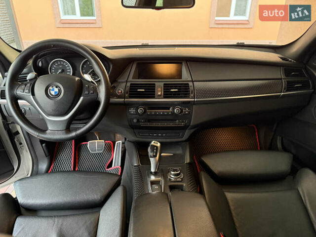 Білий БМВ Х6, об'ємом двигуна 3 л та пробігом 163 тис. км за 12500 $, фото 24 на Automoto.ua