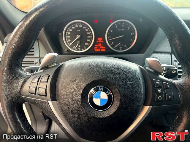 Білий БМВ Х6, об'ємом двигуна 3 л та пробігом 151 тис. км за 15900 $, фото 5 на Automoto.ua