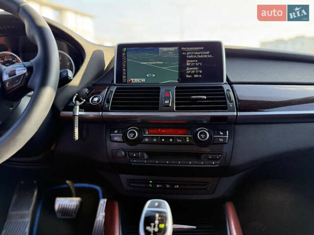 Білий БМВ Х6, об'ємом двигуна 3 л та пробігом 303 тис. км за 17850 $, фото 127 на Automoto.ua