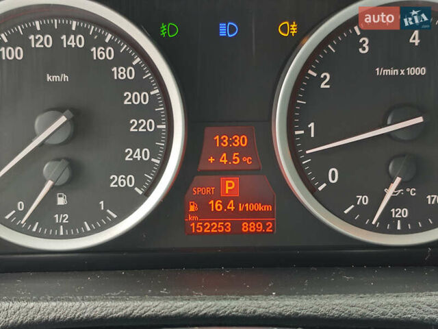 Белый БМВ Х6, объемом двигателя 3 л и пробегом 152 тыс. км за 16000 $, фото 22 на Automoto.ua