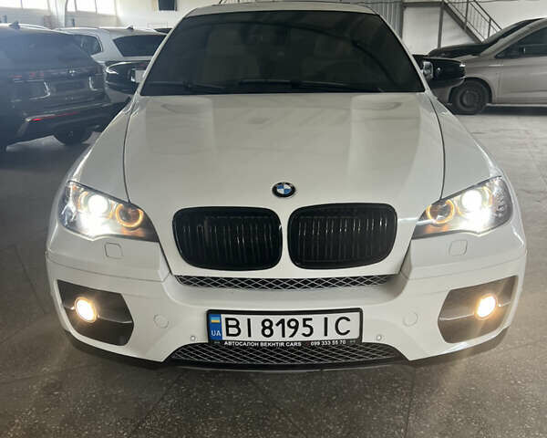 Белый БМВ Х6, объемом двигателя 4.39 л и пробегом 91 тыс. км за 18500 $, фото 7 на Automoto.ua