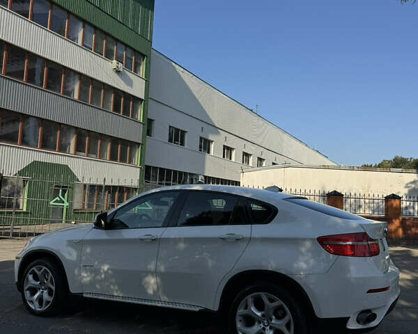Білий БМВ Х6, об'ємом двигуна 2.98 л та пробігом 222 тис. км за 14750 $, фото 1 на Automoto.ua
