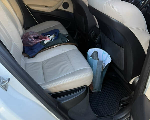 Білий БМВ Х6, об'ємом двигуна 3 л та пробігом 248 тис. км за 14499 $, фото 9 на Automoto.ua
