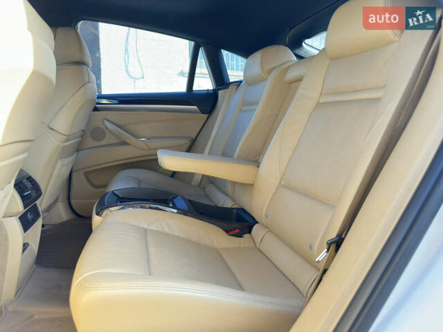 БМВ Х6 2010 в Запорожье на Automoto.ua Белый БМВ Х6, объемом двигателя 3 л и пробегом 138 тыс. км за 16900 $, фото 16 на Automoto.ua