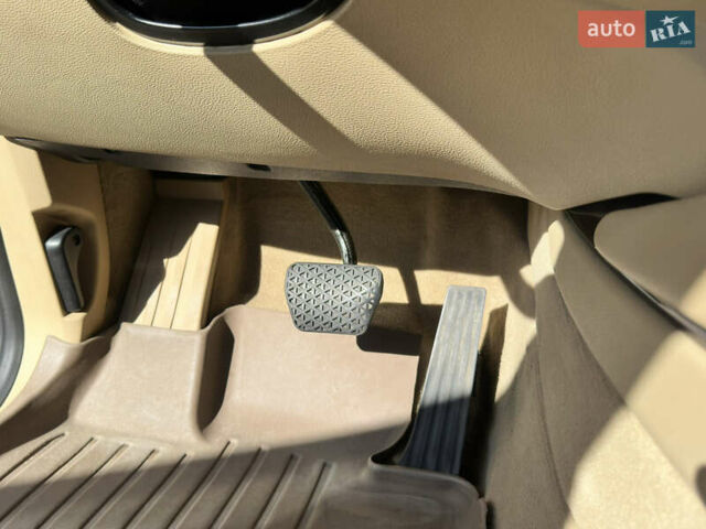 БМВ Х6 2010 в Запорожье на Automoto.ua Белый БМВ Х6, объемом двигателя 3 л и пробегом 138 тыс. км за 16900 $, фото 32 на Automoto.ua