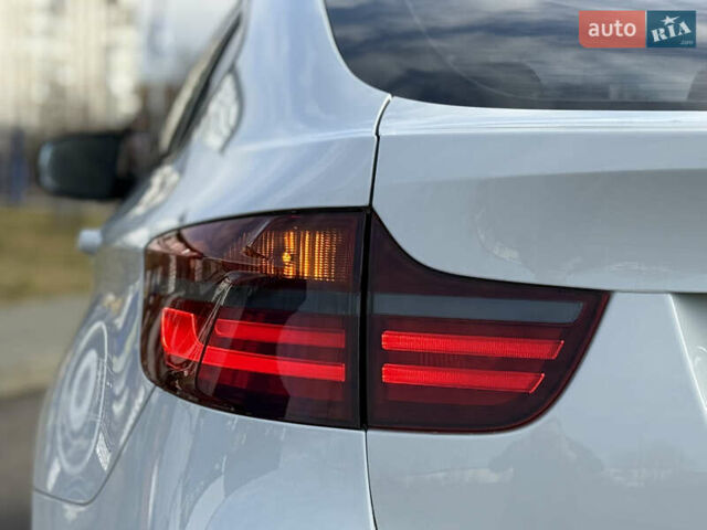Білий БМВ Х6, об'ємом двигуна 3 л та пробігом 303 тис. км за 17850 $, фото 55 на Automoto.ua