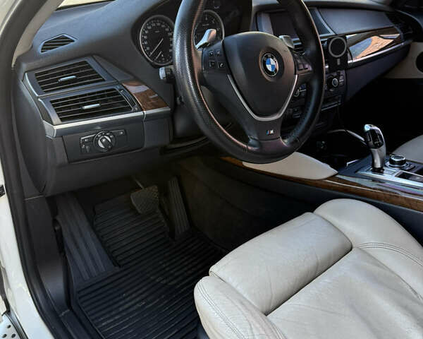 Білий БМВ Х6, об'ємом двигуна 3 л та пробігом 248 тис. км за 14499 $, фото 5 на Automoto.ua