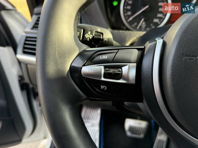 Білий БМВ Х6, об'ємом двигуна 3 л та пробігом 303 тис. км за 17850 $, фото 68 на Automoto.ua