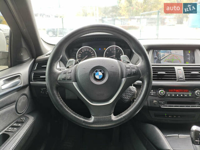 Белый БМВ Х6, объемом двигателя 3 л и пробегом 152 тыс. км за 16000 $, фото 20 на Automoto.ua