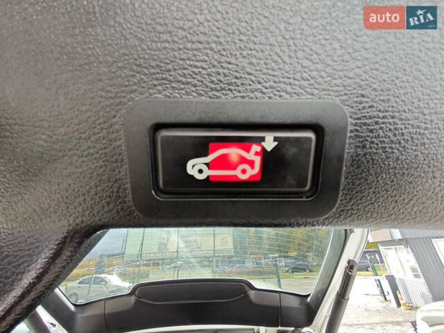 Белый БМВ Х6, объемом двигателя 3 л и пробегом 152 тыс. км за 16000 $, фото 26 на Automoto.ua