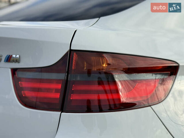 Білий БМВ Х6, об'ємом двигуна 3 л та пробігом 303 тис. км за 17850 $, фото 42 на Automoto.ua