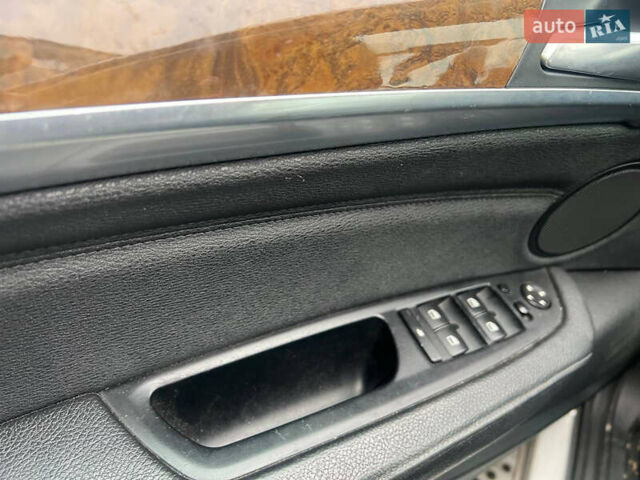 Белый БМВ Х6, объемом двигателя 3 л и пробегом 150 тыс. км за 10000 $, фото 14 на Automoto.ua