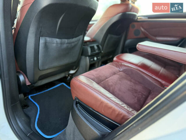 Білий БМВ Х6, об'ємом двигуна 3 л та пробігом 303 тис. км за 17850 $, фото 118 на Automoto.ua