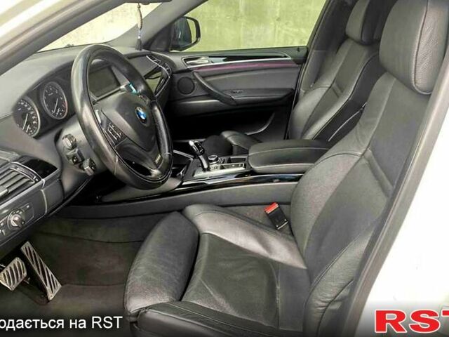 Білий БМВ Х6, об'ємом двигуна 4.4 л та пробігом 180 тис. км за 20000 $, фото 3 на Automoto.ua