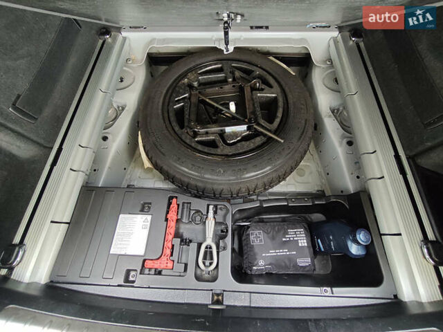 Белый БМВ Х6, объемом двигателя 3 л и пробегом 152 тыс. км за 16000 $, фото 28 на Automoto.ua