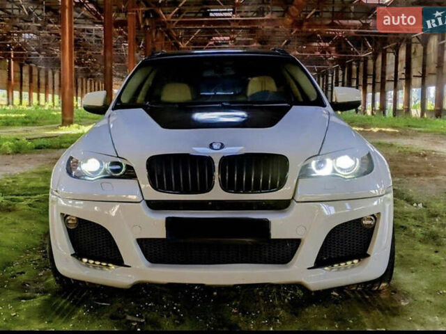 Белый БМВ Х6, объемом двигателя 2.93 л и пробегом 219 тыс. км за 22993 $, фото 3 на Automoto.ua