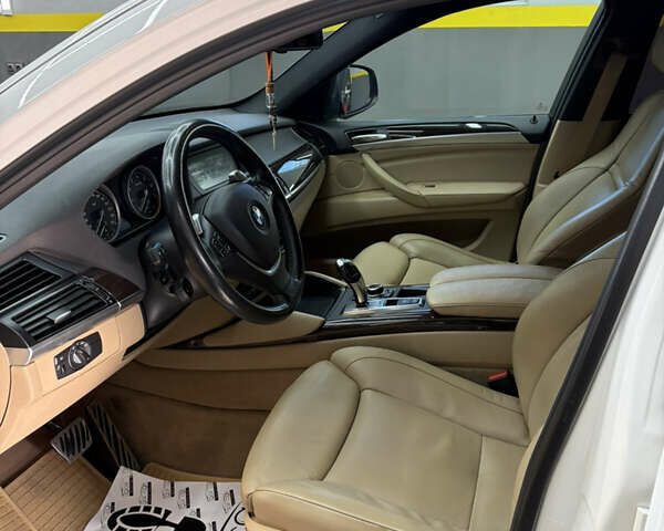БМВ Х6 2010 в Ивано-Франковске на Automoto.ua Белый БМВ Х6, объемом двигателя 2.98 л и пробегом 200 тыс. км за 14800 $, фото 9 на Automoto.ua