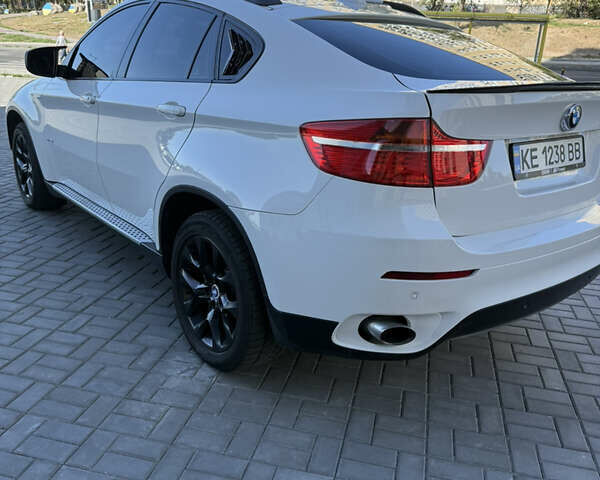 Білий БМВ Х6, об'ємом двигуна 3 л та пробігом 248 тис. км за 14499 $, фото 15 на Automoto.ua