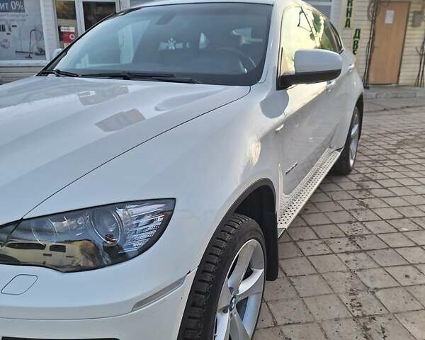 Білий БМВ Х6, об'ємом двигуна 4.39 л та пробігом 126 тис. км за 17000 $, фото 4 на Automoto.ua