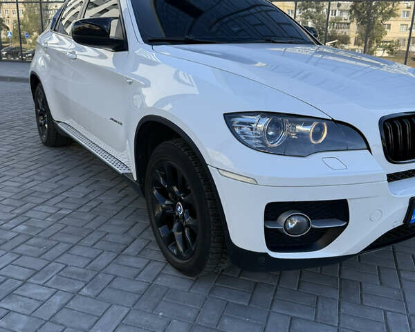 Білий БМВ Х6, об'ємом двигуна 3 л та пробігом 248 тис. км за 14499 $, фото 12 на Automoto.ua