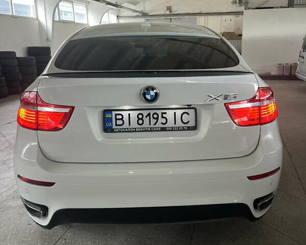 Белый БМВ Х6, объемом двигателя 4.39 л и пробегом 91 тыс. км за 18500 $, фото 12 на Automoto.ua