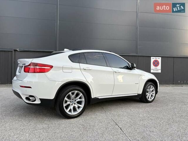Белый БМВ Х6, объемом двигателя 3 л и пробегом 245 тыс. км за 15650 $, фото 21 на Automoto.ua