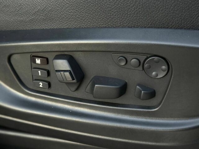 Белый БМВ Х6, объемом двигателя 3 л и пробегом 156 тыс. км за 18500 $, фото 22 на Automoto.ua