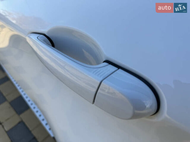 Белый БМВ Х6, объемом двигателя 2.98 л и пробегом 190 тыс. км за 14500 $, фото 15 на Automoto.ua