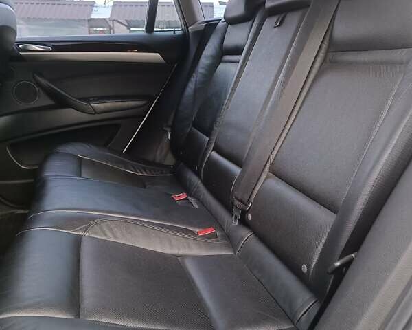 Белый БМВ Х6, объемом двигателя 2.99 л и пробегом 330 тыс. км за 19000 $, фото 9 на Automoto.ua