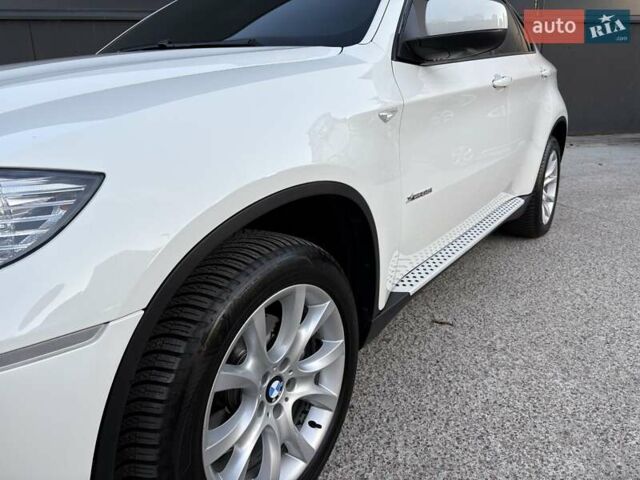 Белый БМВ Х6, объемом двигателя 3 л и пробегом 245 тыс. км за 15650 $, фото 5 на Automoto.ua