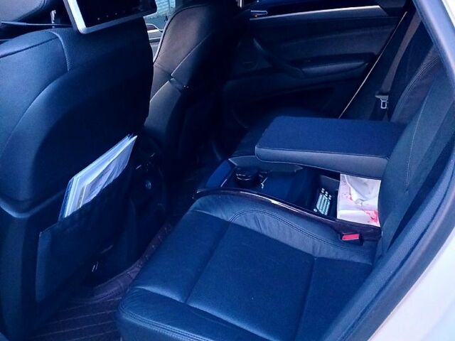 Белый БМВ Х6, объемом двигателя 3 л и пробегом 247 тыс. км за 20000 $, фото 6 на Automoto.ua