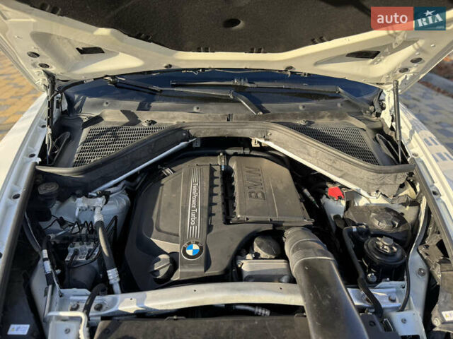 Белый БМВ Х6, объемом двигателя 2.98 л и пробегом 190 тыс. км за 14500 $, фото 36 на Automoto.ua