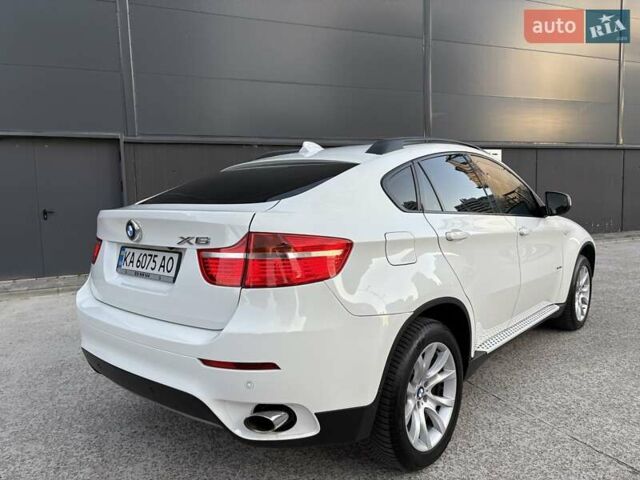 Белый БМВ Х6, объемом двигателя 3 л и пробегом 245 тыс. км за 15650 $, фото 25 на Automoto.ua