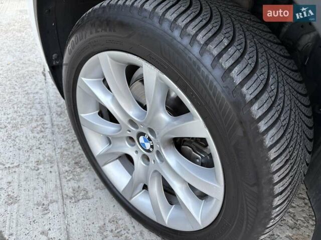 Белый БМВ Х6, объемом двигателя 3 л и пробегом 245 тыс. км за 15650 $, фото 15 на Automoto.ua
