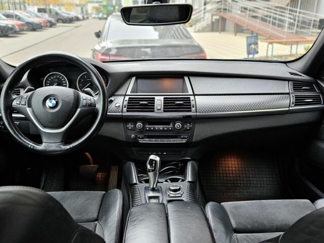 Белый БМВ Х6, объемом двигателя 3 л и пробегом 244 тыс. км за 408 $, фото 3 на Automoto.ua
