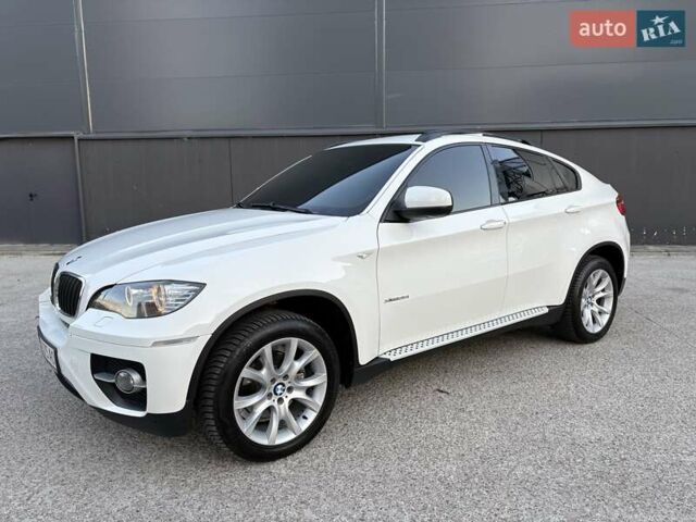 Белый БМВ Х6, объемом двигателя 3 л и пробегом 245 тыс. км за 15650 $, фото 57 на Automoto.ua