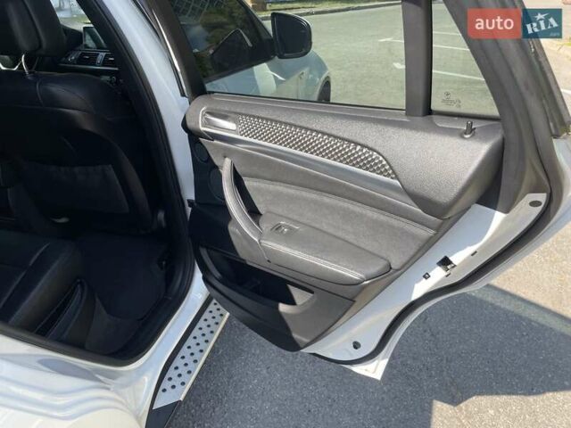 Белый БМВ Х6, объемом двигателя 3 л и пробегом 86 тыс. км за 19999 $, фото 20 на Automoto.ua