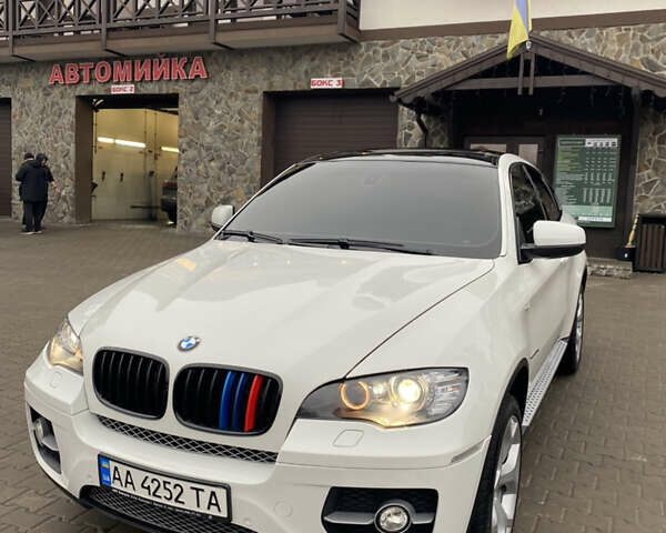 Белый БМВ Х6, объемом двигателя 3.5 л и пробегом 152 тыс. км за 18000 $, фото 1 на Automoto.ua