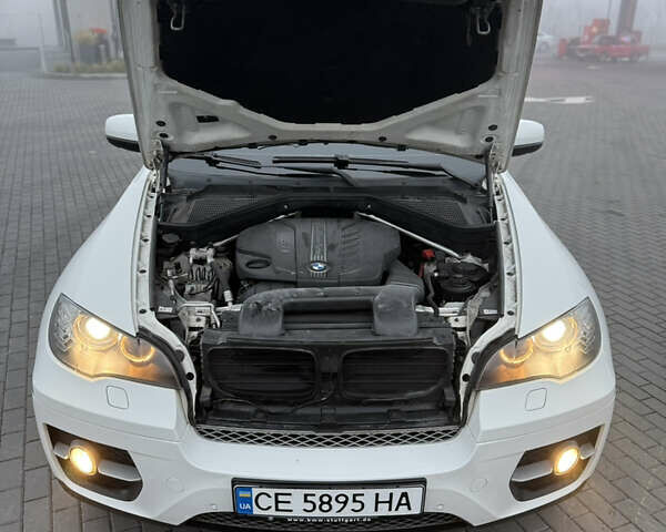 Белый БМВ Х6, объемом двигателя 3 л и пробегом 315 тыс. км за 17700 $, фото 38 на Automoto.ua