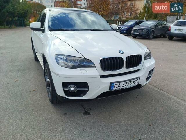Белый БМВ Х6, объемом двигателя 2.99 л и пробегом 330 тыс. км за 19000 $, фото 1 на Automoto.ua