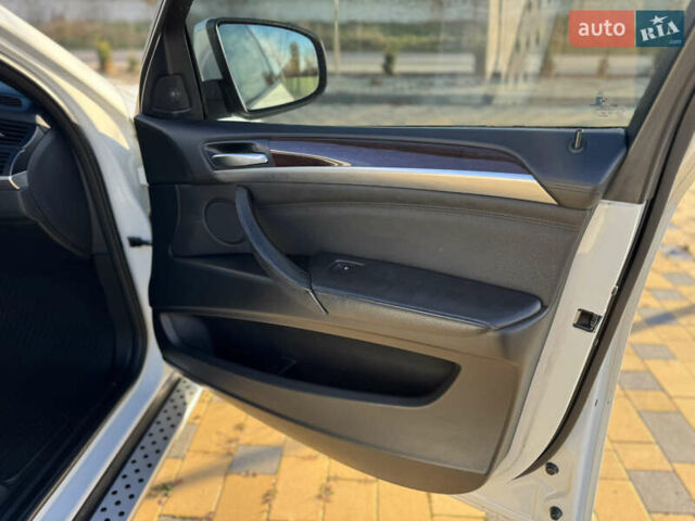 Белый БМВ Х6, объемом двигателя 2.98 л и пробегом 190 тыс. км за 14500 $, фото 28 на Automoto.ua