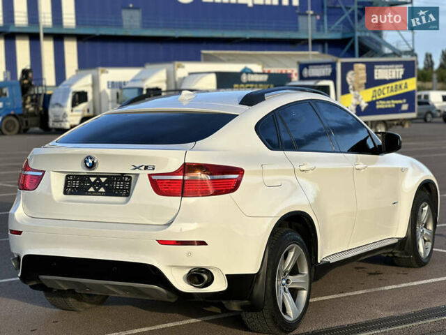Белый БМВ Х6, объемом двигателя 3 л и пробегом 320 тыс. км за 18850 $, фото 20 на Automoto.ua
